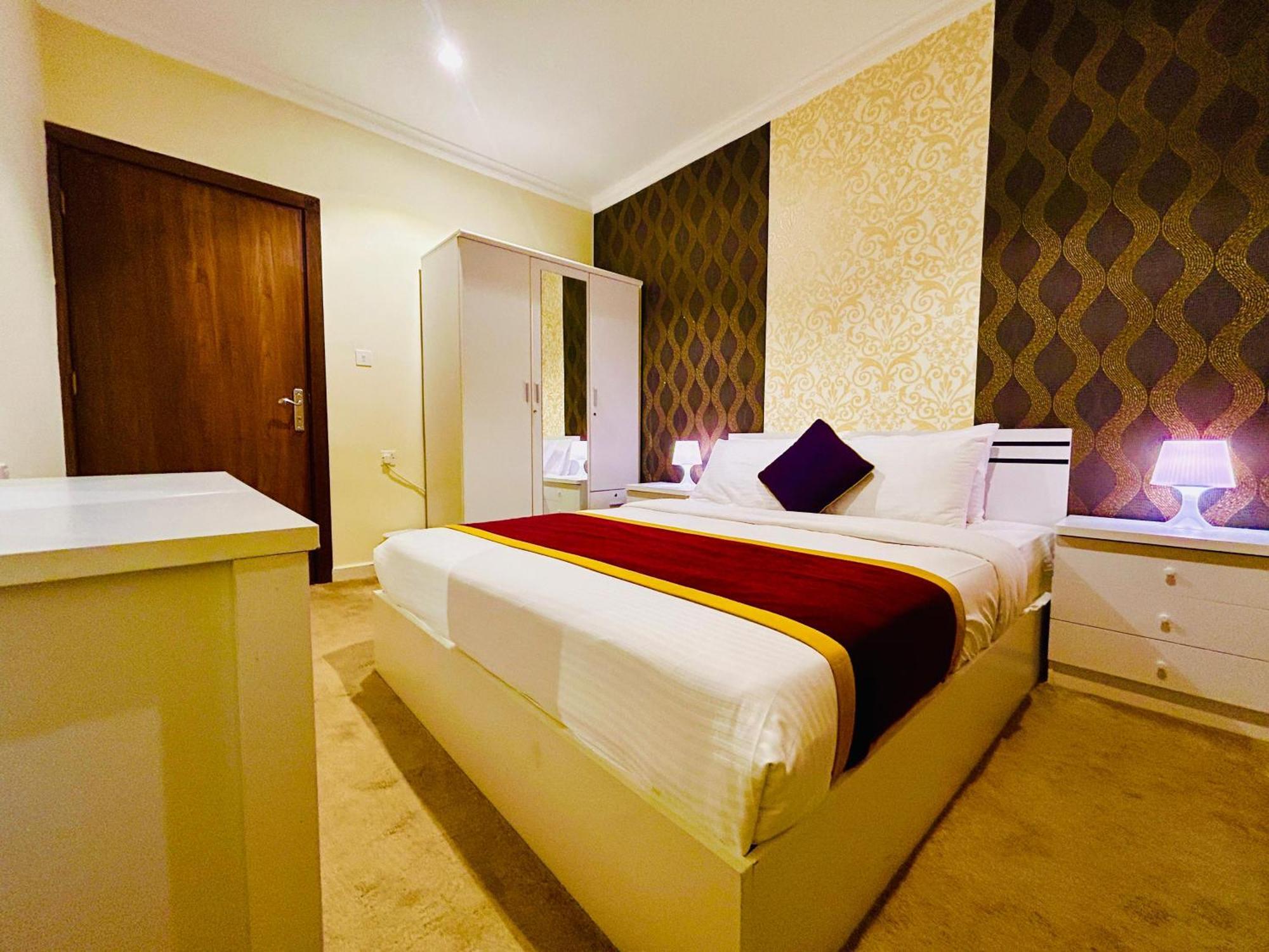 Aparthotel Golden Dahlia Fintas Kuwait City Exteriér fotografie